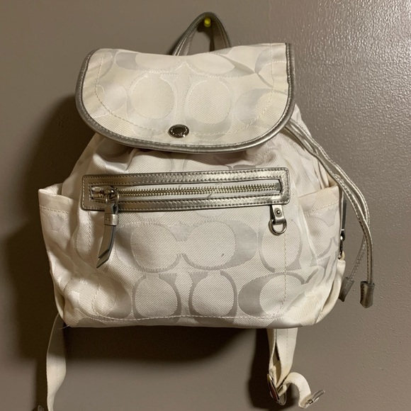 COACH Backpack - Picture 4 of 4